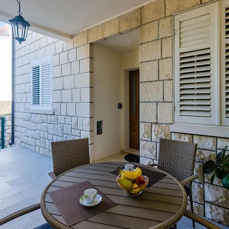 Hill * Dubrovnik